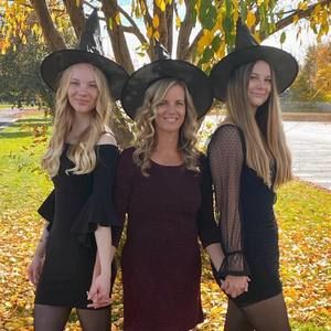 Meet your Posher, Melanie